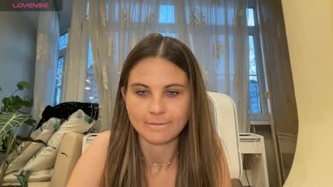 Snapshot of evahazardd chatting on 03-15-26, 03:40 EvaHazard online show from 03-15-26, 03:40