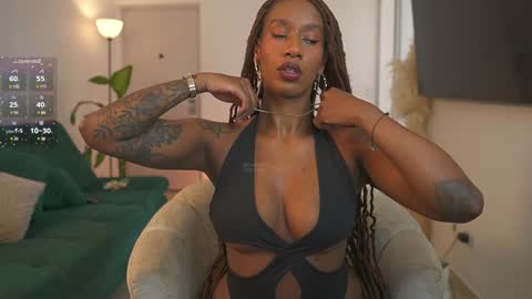 Snapshot of evajacksss_ chatting on 01-19-25, 04:25 evajacksss_ online show from 01-19-25, 04:25