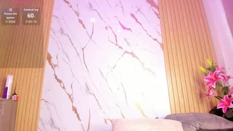 Snapshot of evajohnss chatting on 10-11-25, 01:42 EvaJohnss online show from 10-11-25, 01:42