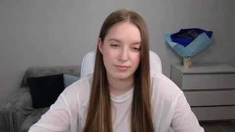 Snapshot of evajuly chatting on 01-20-25, 02:57 Eva online show from 01-20-25, 02:57