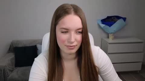 Snapshot of evajuly chatting on 02-04-25, 06:04 Eva online show from 02-04-25, 06:04