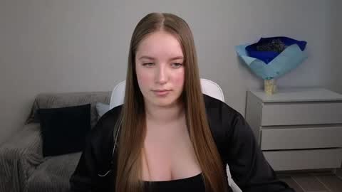 Snapshot of evajuly chatting on 02-06-25, 08:50 Eva online show from 02-06-25, 08:50