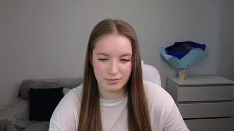 Snapshot of evajuly chatting on 02-27-25, 05:24 Eva online show from 02-27-25, 05:24