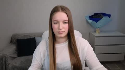 Snapshot of evajuly chatting on 02-27-25, 08:28 Eva online show from 02-27-25, 08:28