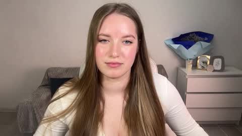 Snapshot of evajuly chatting on 09-08-25, 06:29 Eva online show from 09-08-25, 06:29