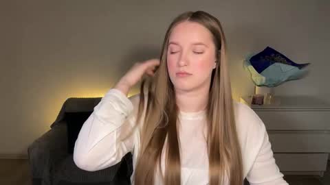 Snapshot of evajuly chatting on 03-02-26, 05:31 Eva online show from 03-02-26, 05:31