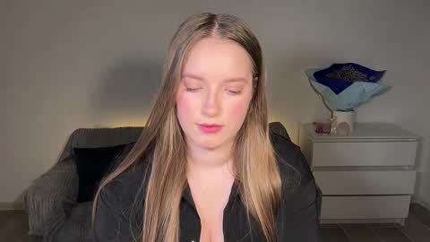 Snapshot of evajuly chatting on 03-03-26, 05:41 Eva online show from 03-03-26, 05:41