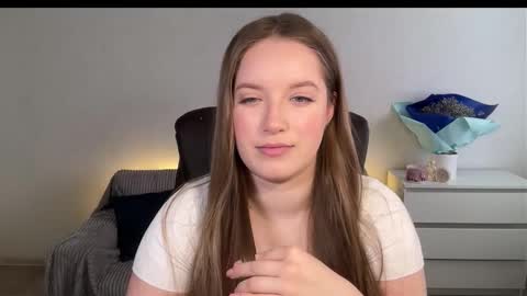 Snapshot of evajuly chatting on 03-12-26, 05:46 Eva online show from 03-12-26, 05:46