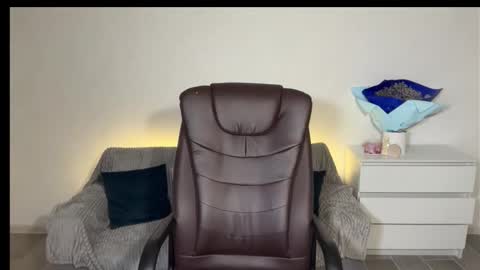 Snapshot of evajuly chatting on 03-15-26, 05:41 Eva online show from 03-15-26, 05:41