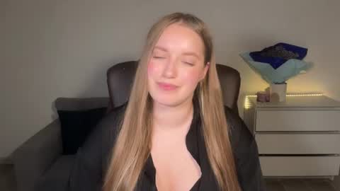 Eva online show from 06-19-26, 08:34