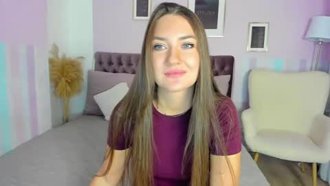 Snapshot of evalaniss chatting on 06-22-26, 03:19 Eva online show from 06-22-26, 03:19