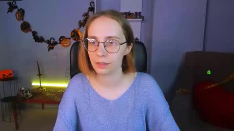 evalora online show from 10-26-25, 06:52