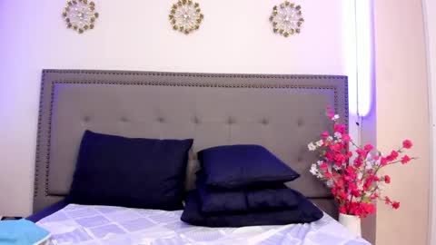 Eva online show from 04-18-26, 07:58