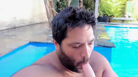 Snapshot of evaluz93 chatting on 01-09-25, 07:29 evaluz93 online show from 01-09-25, 07:29