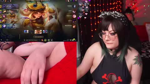 Snapshot of evamilaa chatting on 11-02-25, 10:56 Eva online show from 11-02-25, 10:56