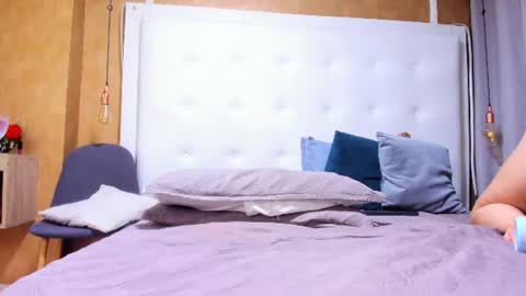 evamilf24 online show from 06-12-26, 12:59