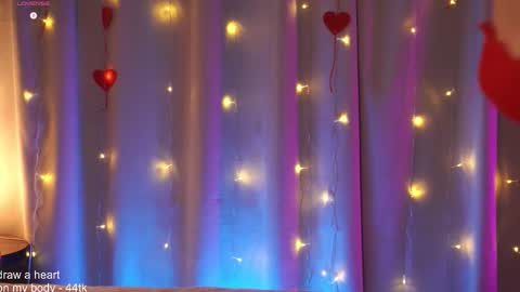 Eva online show from 02-15-26, 07:51