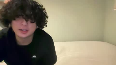 Snapshot of evanbrown333 chatting on 02-06-25, 01:49 Evan Brown online show from 02-06-25, 01:49