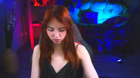 Eva  online show from 01-31-25, 08:22