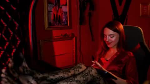 Snapshot of evanellson chatting on 06-17-26, 03:46 Eva online show from 06-17-26, 03:46