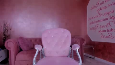 Eva online show from 02-17-25, 09:52