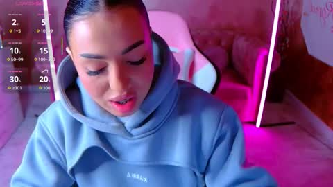 Snapshot of evanew_ chatting on 01-06-26, 05:27 Eva online show from 01-06-26, 05:27