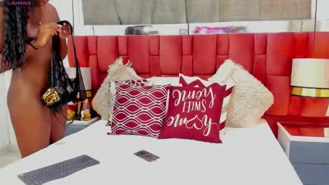 evangelin_ts online show from 12-14-25, 04:29