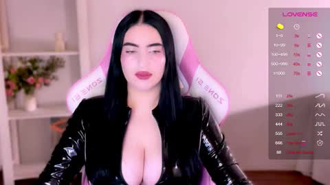 Snapshot of evangelinavangelisx chatting on 11-23-25, 12:38 Streams schedule Wed Thursday Friday Saturday Sunday 1100-1700GMT Monday and Tuesday Day offs online show from 11-23-25, 12:38