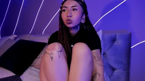 Snapshot of evangeline_bell chatting on 01-14-25, 05:12 Eva online show from 01-14-25, 05:12