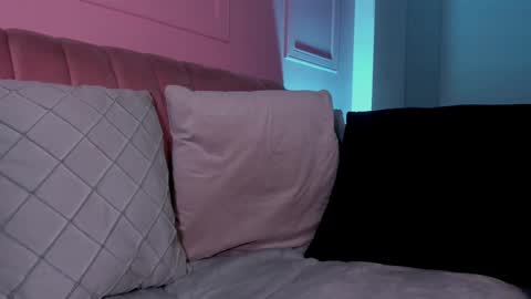 Snapshot of evangeline_bell chatting on 02-28-25, 02:53 Eva online show from 02-28-25, 02:53