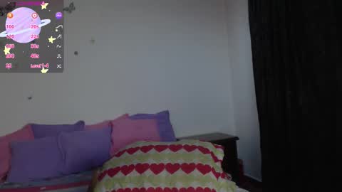 Snapshot of evangeline_lover chatting on 10-19-25, 12:06 evangeline_lover online show from 10-19-25, 12:06