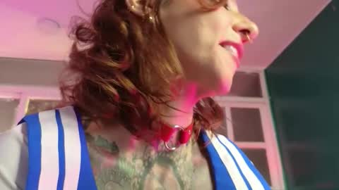 Evangelyne online show from 10-04-25, 03:43