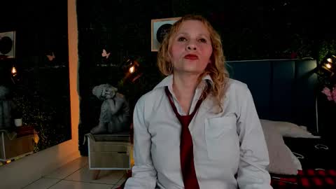  Evangelyne  online show from 02-10-26, 07:29