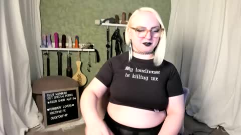 Snapshot of evanharlowe chatting on 03-07-26, 11:24 Evan Harlowe online show from 03-07-26, 11:24