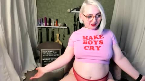 Snapshot of evanharlowe chatting on 03-09-26, 10:36 Evan Harlowe online show from 03-09-26, 10:36