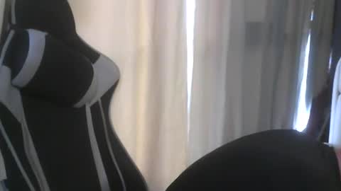 Evan online show from 08-07-26, 12:18