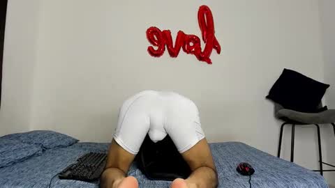 Snapshot of evans_collins24 chatting on 11-27-25, 02:13 Evans collins24 online show from 11-27-25, 02:13