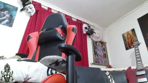 evans_xy online show from 07-10-26, 12:48