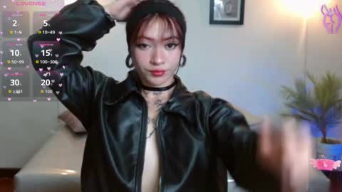 Snapshot of evanss_lx chatting on 09-11-25, 06:41 Evanssa lx online show from 09-11-25, 06:41