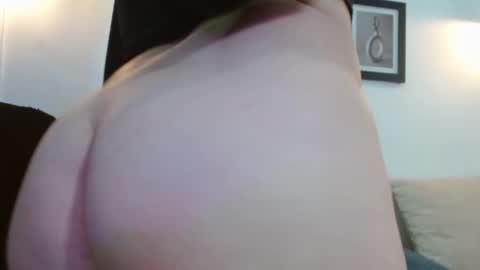 Snapshot of evanss_lx chatting on 05-31-26, 06:09 Evanssa lx online show from 05-31-26, 06:09