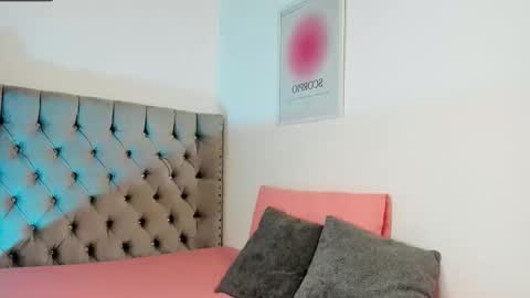 Eva Olimpo online show from 01-06-26, 09:07