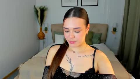 Eva online show from 04-20-26, 01:03