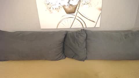 Adelina online show from 09-16-25, 04:13