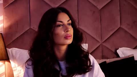 EvaRhea online show from 10-13-25, 02:55