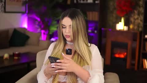 Eva online show from 10-05-25, 03:32