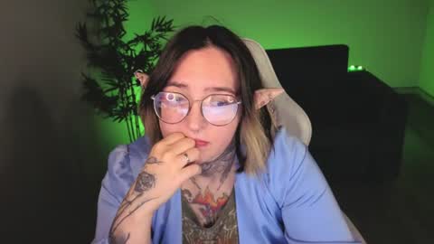 Snapshot of evathewitcher chatting on 06-22-26, 02:02 EvaTheWitcher online show from 06-22-26, 02:02