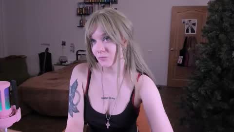      online show from 02-20-26, 03:56