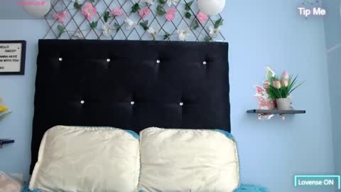 Eva Carter online show from 02-13-25, 12:00