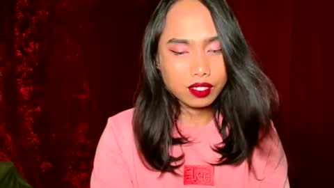 Snapshot of evawinchester_ts chatting on 04-18-26, 01:26 Eva online show from 04-18-26, 01:26