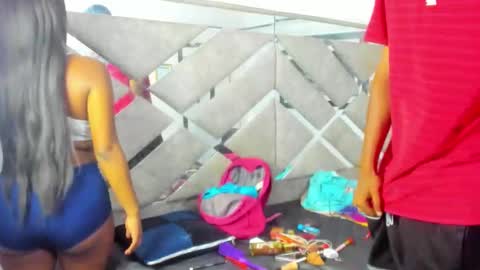 Eva And Emmanuel online show from 02-26-26, 02:05